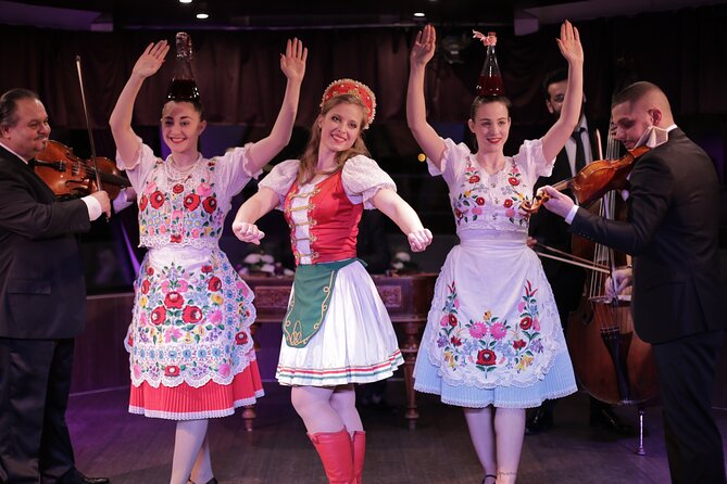 4 Course Dinner Cruise with Operetta, Folk Show and Welcome Drink - Seats, Window Tables, Speakers, and Photo Timing