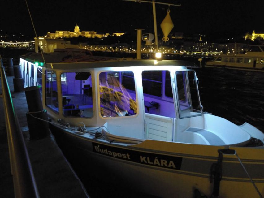 Budapest: 1-Hour Private Boat Cruise - Getting on board at Dock 42 (Szt. Istvan Park Port) without wasting time