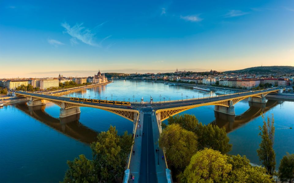 Budapest: 1-hour Sightseeing Danube River Cruise - A One-Hour Danube Cruise That Actually Works