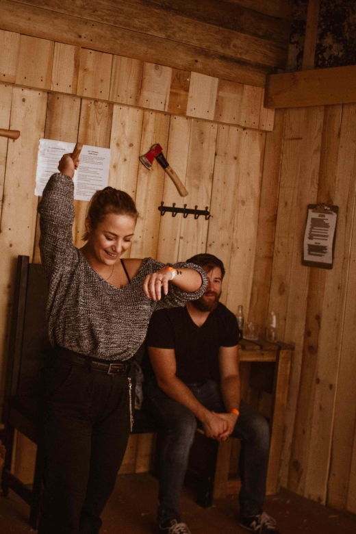 Budapest: Axe Throwing Experience - Your 60 Minutes: Briefing, Practice Lane, Then Competitive Games