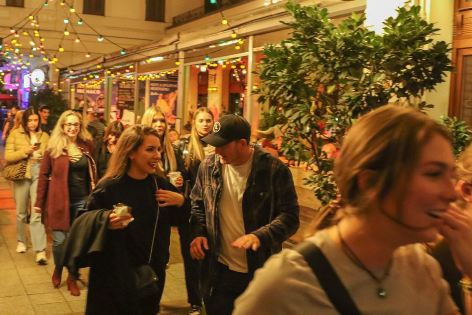 Budapest: Bar Crawl Tour with Local Drinks - Stop 1: Klauzál tér for 50 Minutes of Drinking Culture Context