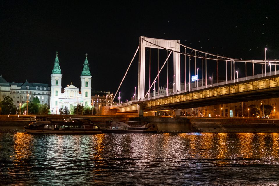 Budapest: Candlelit Dinner River Cruise with Live Music - Live Music on a River Cruise: Atmosphere Without the Overload