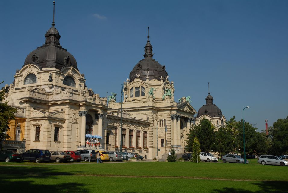 Budapest: City Discovery Tour - What you’ll actually feel during the ride and walks