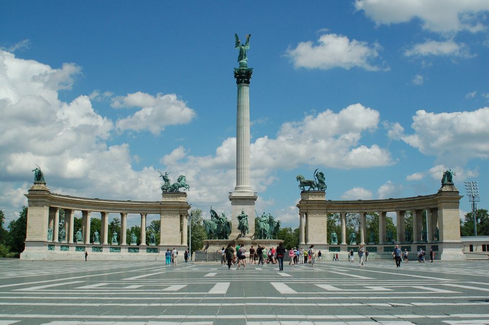 Budapest: City Discovery Tour - Heroes’ Square: architecture drama plus guided context