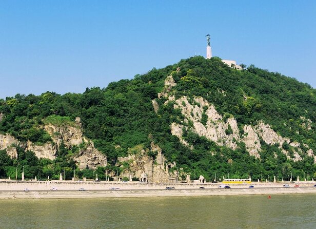 Budapest City Sightseeing Half-Day Tour - Key things I’d zero in on