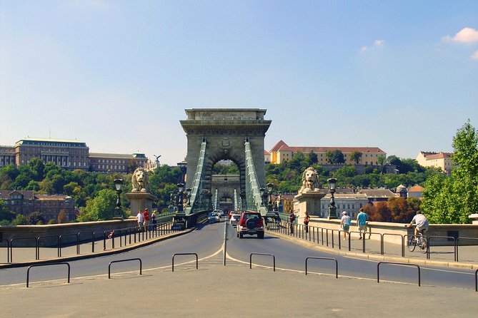 Budapest City Sightseeing Half-Day Tour - How much walking should you expect?