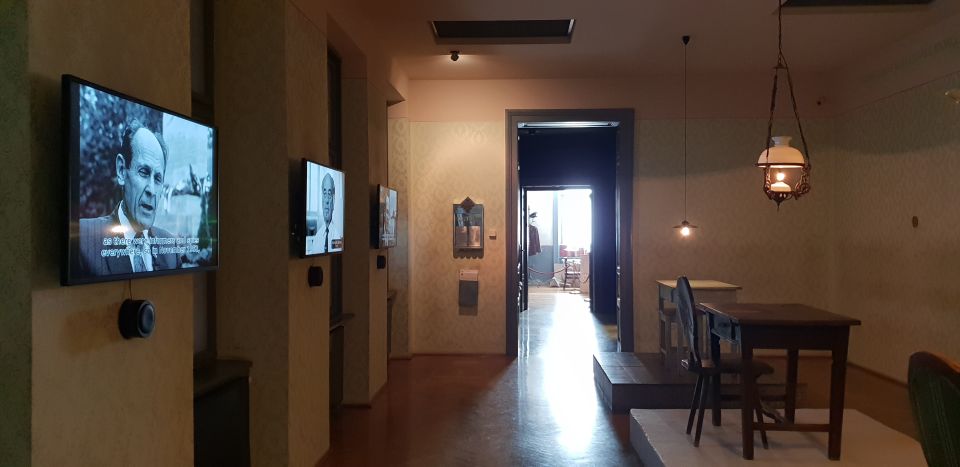 Budapest: Communist History Tour with House of Terror Option - Should you book this tour with the House of Terror option?