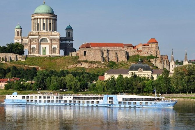 Budapest Danube Bend Private or SmallGroup Tour Lunch and Cruise - Morning pickup and the drive to the Danube Bend
