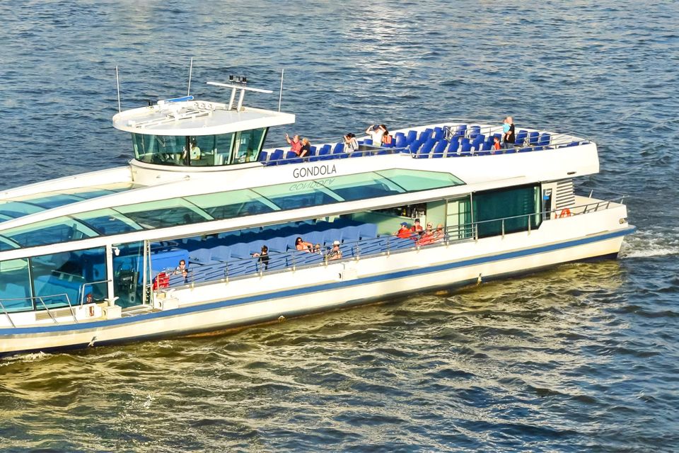 Budapest: Daytime Sightseeing Boat Cruise - Danube cruise value: why 70 minutes feels just right