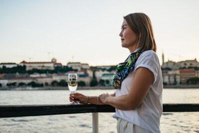Budapest: Dinner Cruise with Live Music and Folk Dance Show - Board at Akadémia dock 2: avoid the easy map mix-up