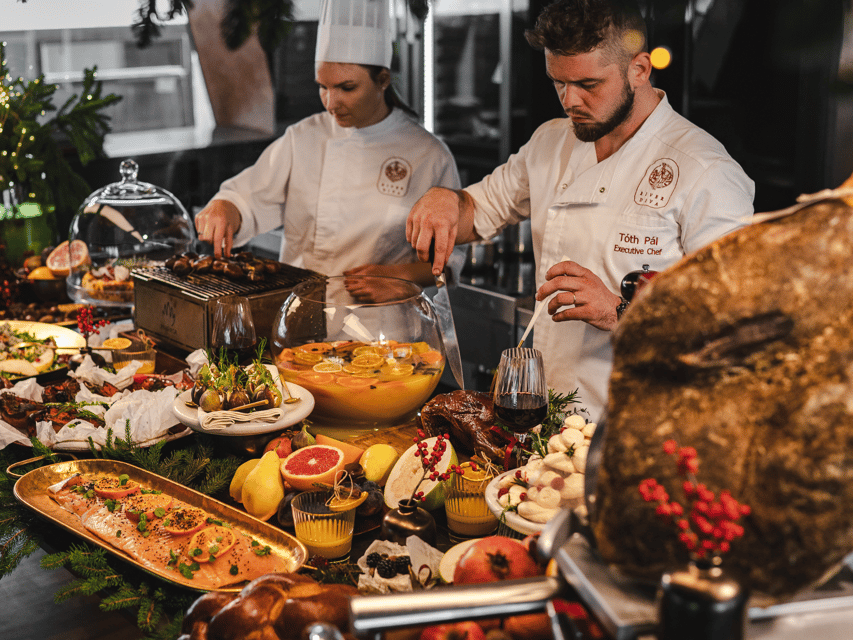 Budapest: Dinner Cruise with Live Music and Unlimited Drinks - River Diva Cruise: What a 2.5-Hour Evening Feels Like