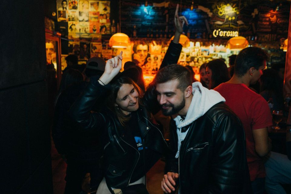 Budapest: Guided Bar Crawl Walking Tour - What you actually drink: fröccs, pálinka, and the shots that make it worth it