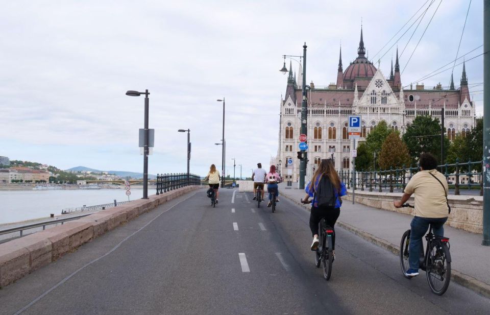 Budapest: Guided E-Bike Sightseeing Tour - Fisherman’s Bastion and St. Matthias Church: the photo-friendly route