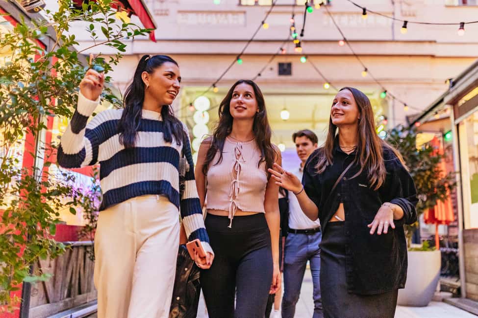 Budapest: Guided Foodie Walking Tour with Food and Drinks - Practical Tips for a Smooth Walk (So You Don’t Miss Anything)
