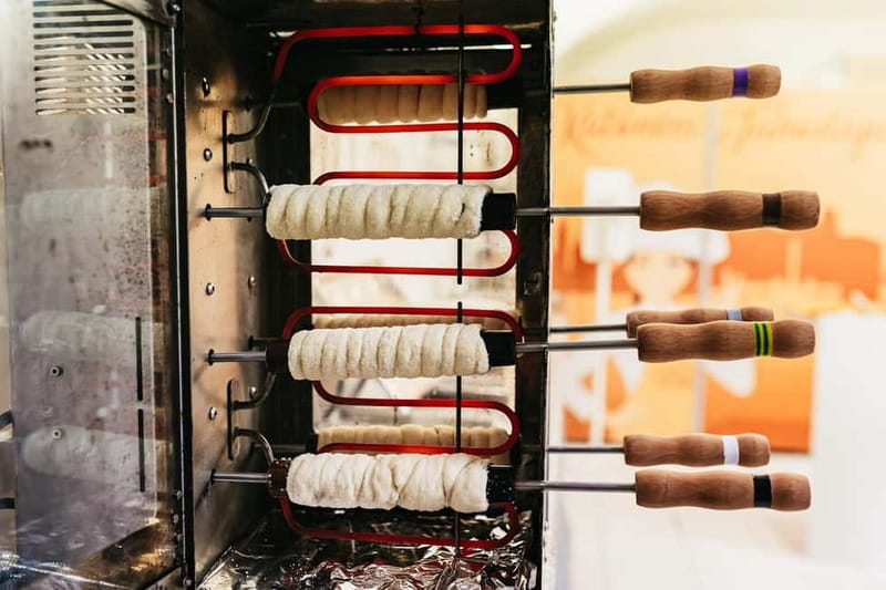 Budapest: Hungarian Chimney Cake Workshop in the City Center - The 60-Minute Workshop Flow: Build, Wrap, Bake