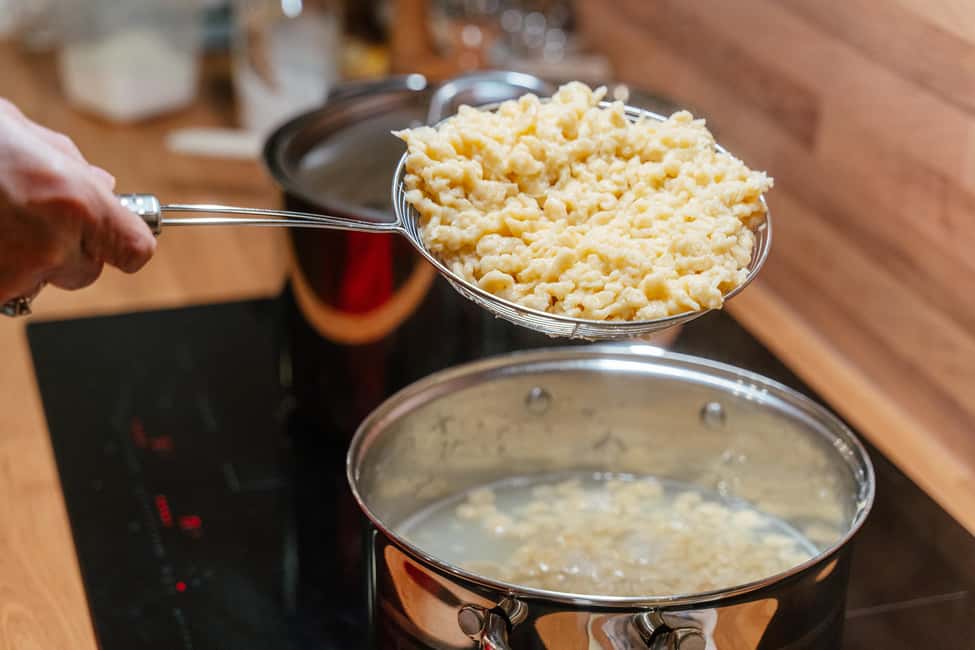 Budapest: Hungarian Cooking Class and Market Walk - The communal cooking style (and why it’s not gimmicky)