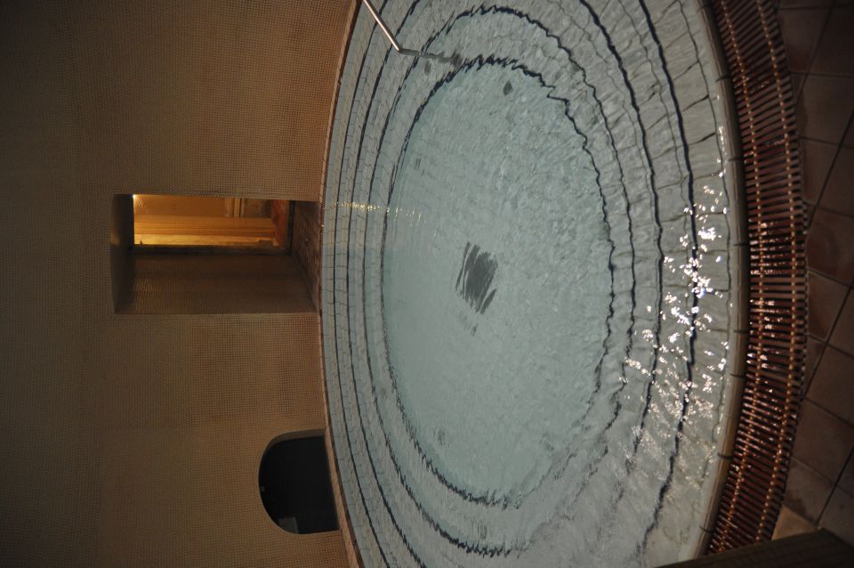 Budapest: Lukács Thermal Bath Full-Day Spa Ticket - Stepping Into Lukács: What the full-day ticket really gives you