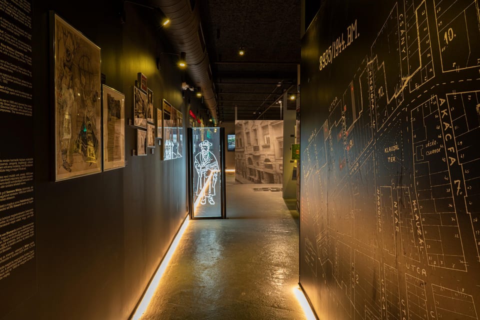 Budapest: Mika Tivadar Secret Museum Entry Ticket - Enter with your phone: how the audio tour is designed