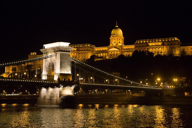 Budapest: Night Walking Tour with Danube River Cruise - Starting at the Hungarian State Opera: your evening’s visual anchor