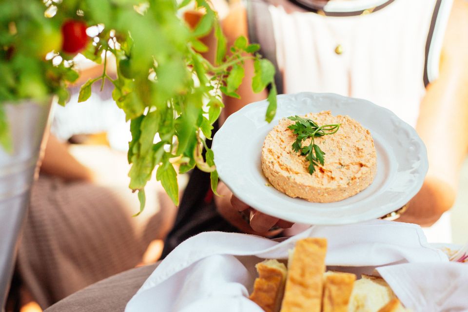 Budapest: Private Food Tour – 10 Tastings with Locals - Key highlights to know before you go