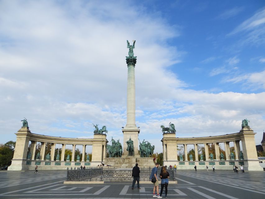 Budapest: Private Luxury Sightseeing Tour - UNESCO Danube Riverfront Views and Central Market Hall Stops