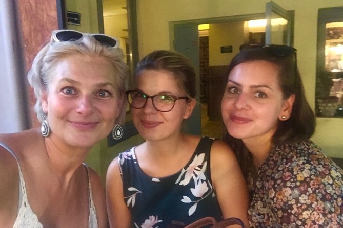Budapest private sightseeing with Nelli & her local guides - Timing, pickup, and where you start your day