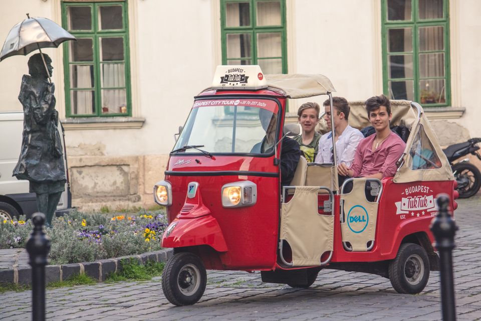 Budapest: Scenic Tuk Tuk Tour - Chain Bridge Stop: How to Get the Iconic Photo Fast
