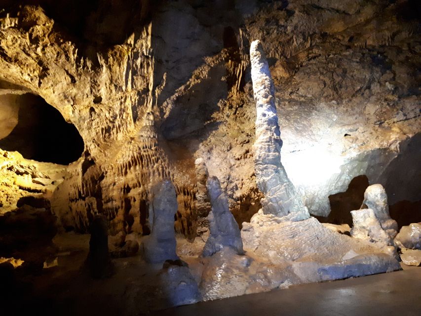 Budapest: Semlő-hegyi & Pál-völgyi Caves Guided Walking Tour - Should you book the Semlő-hegyi & Pál-völgyi Caves tour?