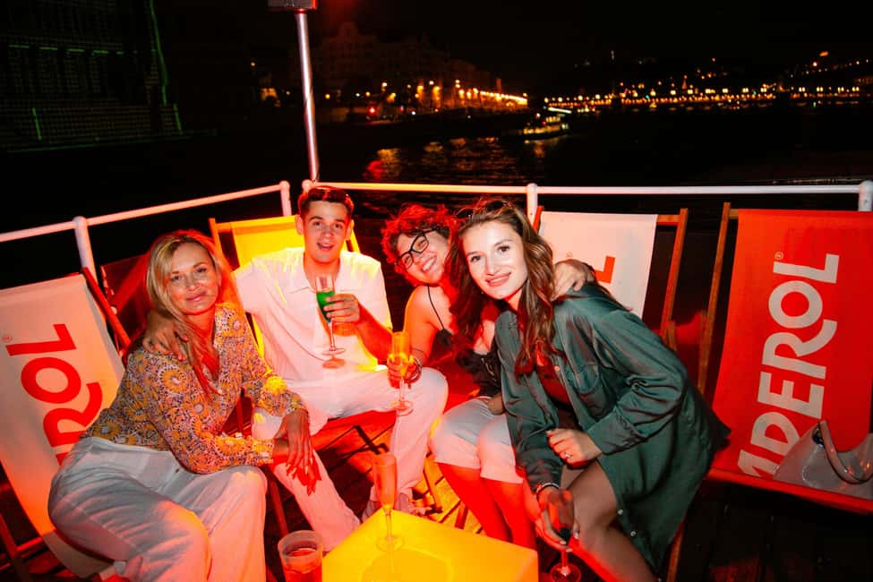 Budapest: Sip & Sail Danube Cruise with Prosecco Cocktails - A Danube Sunset Cruise That Combines Sights and Unlimited Drinks