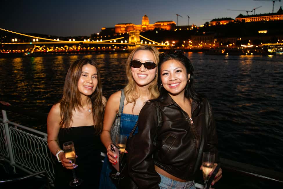 Budapest: Sip & Sail Danube Cruise with Prosecco Cocktails - Should You Book Budapest Sip & Sail Danube Cruise