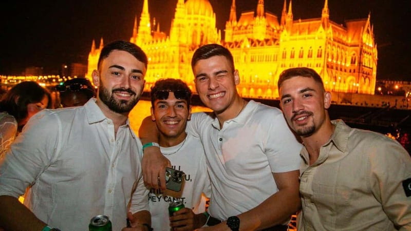 Budapest: Sip & Sail Danube Cruise with Unlimited Beer - Before you go: small prep that pays off