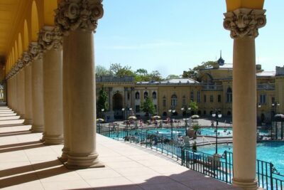 Budapest Széchenyi Spa with Danube Cruise and Optional Dinner - Getting Ready for the Baths: Shoes, Towels, and Cabin Reality