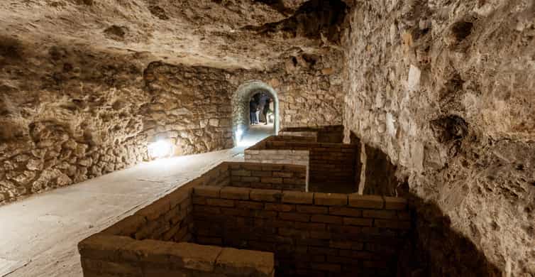 Budapest: The WWII Siege of Buda Castle & Bomb Shelter Tour - The Budai Vár-barlang Cave Walk: Cold Tunnels and Real Tight Space