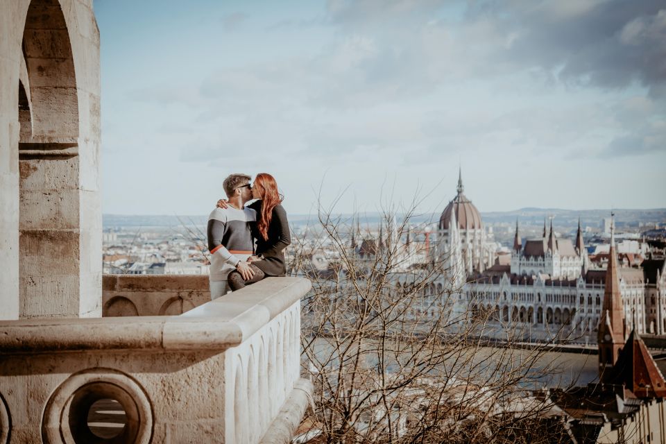 Budapest: Vacation Photographer to collect great memories - Várkert Bazár: an elegant stop that rounds out the Buda story