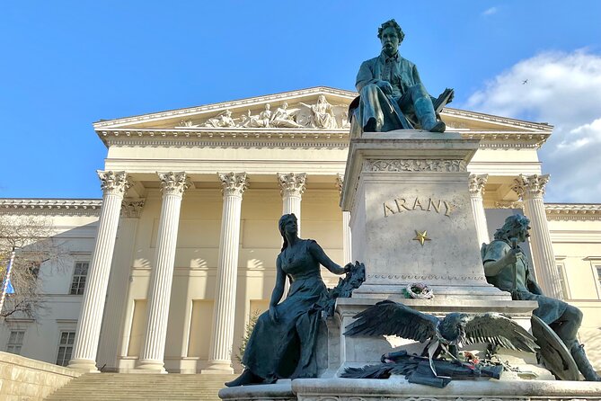 Budapest's Greatest Hits - Full Day Tour with Lunch & Metro Pass - Chain Bridge: Danube Views That Make the Whole Day Feel Worth It