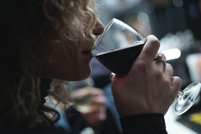 Budapest's TOP Sights Evening Cruise & Welcome Drink - Drinks Included: What You Actually Get, and How to Use It