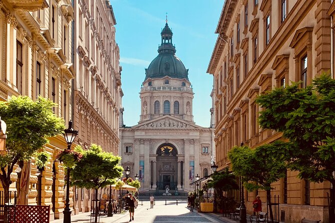 Classic Budapest Private Walking Tour - Chain Bridge viewpoint during closure: what to expect