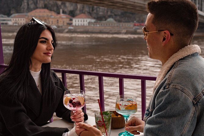 Cocktail Cruise and City Views on the Danube in Budapest - Cocktails Aboard: Included Drinks, Ordering Style, and Common Pitfalls