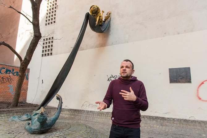 Jewish Heritage in Hungary with a Historian - Erzsébet tér: from medieval market square to a key Pest landmark