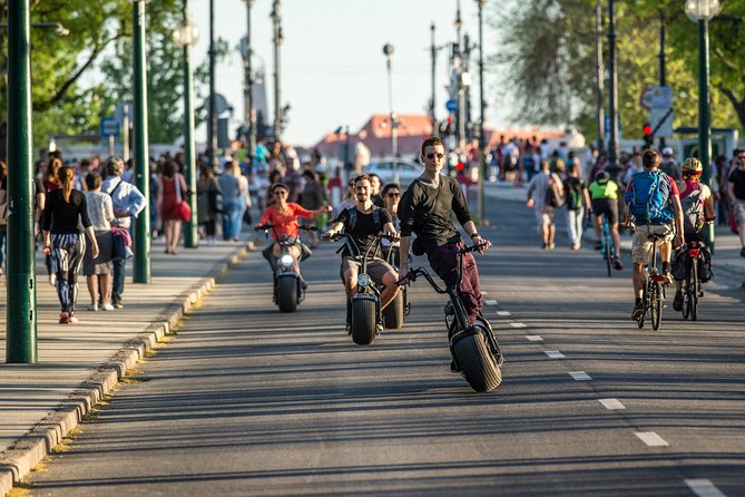 MonsteRoller E-Scooter Rental in Budapest - Safety and Comfort: Fat Tires, Cycle Lanes, and Weather Gear