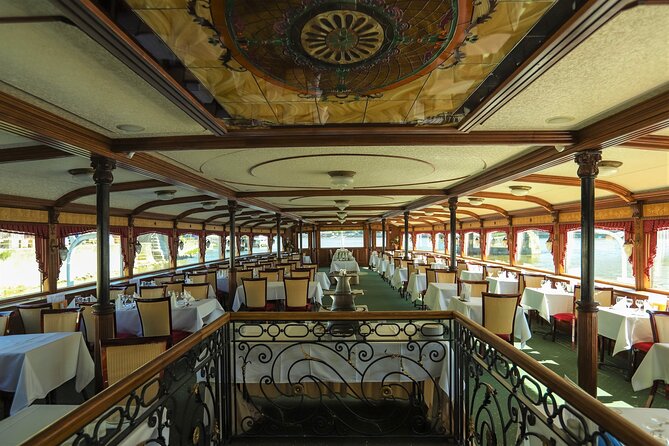 Summer Danube Brunch Cruise in Budapest - Boarding at Akadémia 2 ponton: how to find the boat